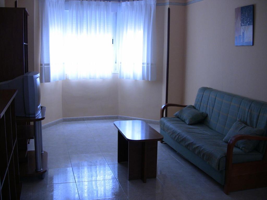 Apartahotel Los Hermanos Ocaña Pokoj fotografie